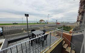 Sandbeck Apartments, Beach Haven